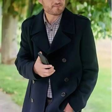 Jordan Young’s Black Peacoat Jordan Young’s Black Peacoat