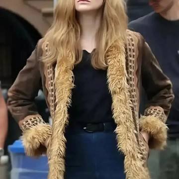 A Complete Unknown Elle Fanning Brown Jacket A Complete Unknown Elle Fanning Brown Jacket