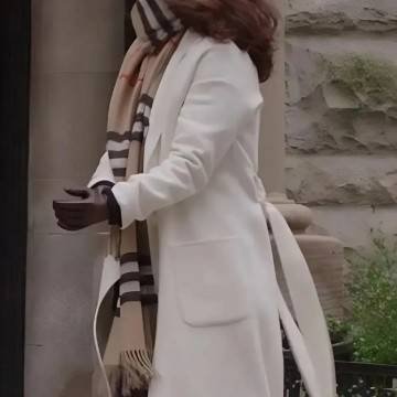 Alice Braga Dark Matter White Coat Alice Braga Dark Matter White Coat