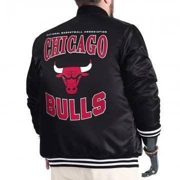 Chicago Bulls Adaptive Bold Logo Varsity Satin Jacket