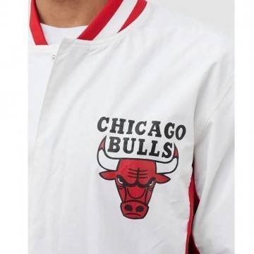 Chicago Bulls 1992-93 White Warm Up Jacket Chicago Bulls 1992-93 White Warm Up Jacket