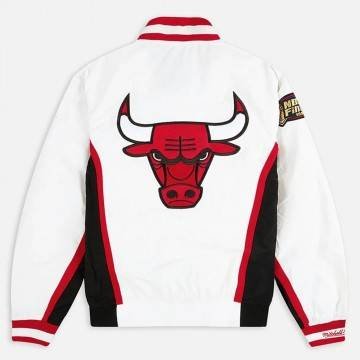 Chicago Bulls 1992-93 White Warm Up Jacket Chicago Bulls 1992-93 White Warm Up Jacket