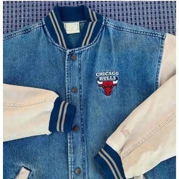 Chicago Bulls Vintage Denim Jacket